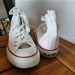 White Converse Size 6.5 Women.